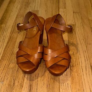 Brown Leather Platform Heel Sandals